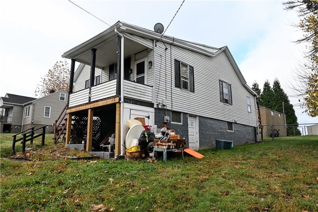 909 Alexander Ave, Monessen, PA 15062