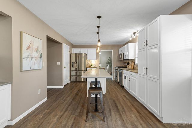 8042 Laurelwood Drive, Hamilton Twp, OH 45039