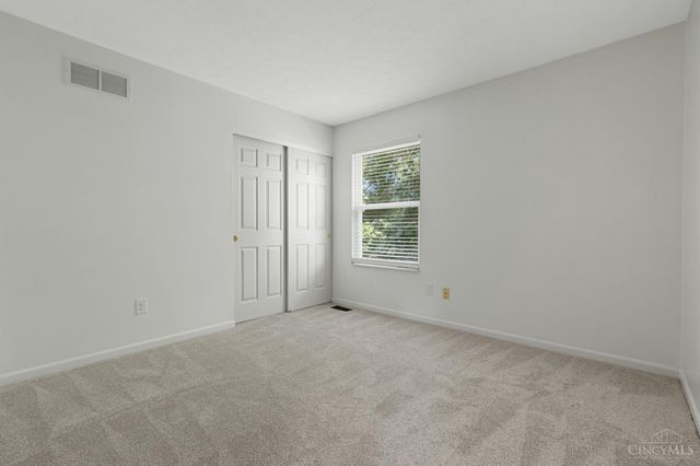 8042 Laurelwood Drive, Hamilton Twp, OH 45039