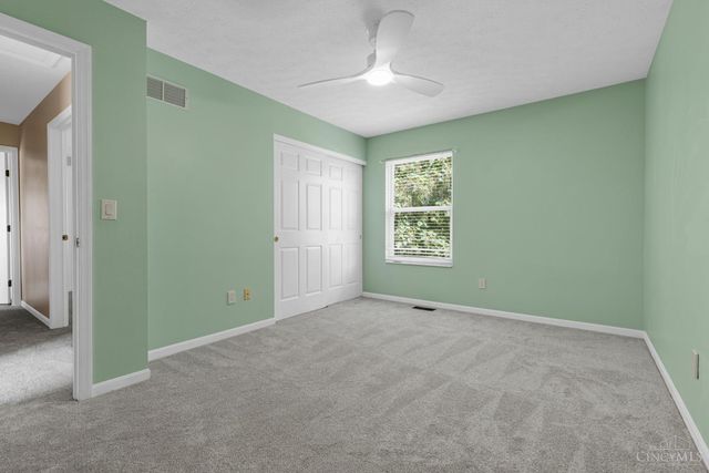 8042 Laurelwood Drive, Hamilton Twp, OH 45039