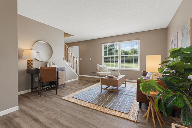 8042 Laurelwood Drive, Hamilton Twp, OH 45039