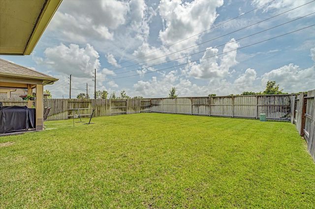 10842 Cliffs View Drive, Iowa Colony, TX 77583