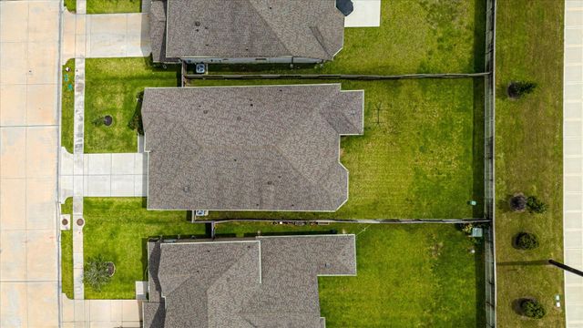 10842 Cliffs View Drive, Iowa Colony, TX 77583
