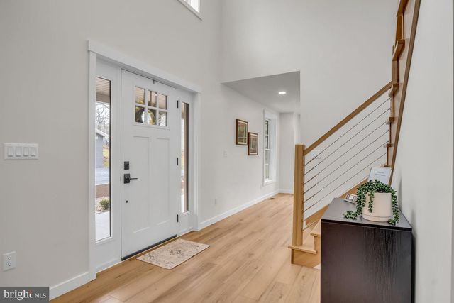 22 ACADEMY RD, Newport, PA 17074