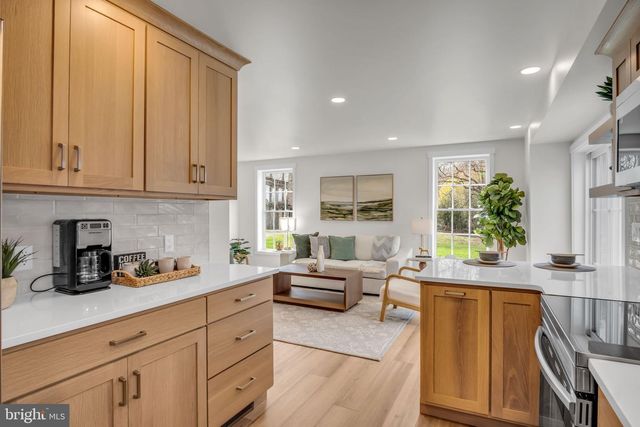 22 ACADEMY RD, Newport, PA 17074