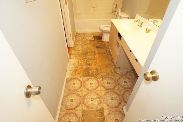 2214 Juniper Hill, San Antonio, TX 78245