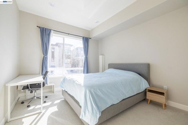 263 263 Llano De Los Robles Ave 1, San Jose, CA 95136