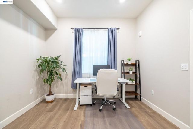 263 263 Llano De Los Robles Ave 1, San Jose, CA 95136