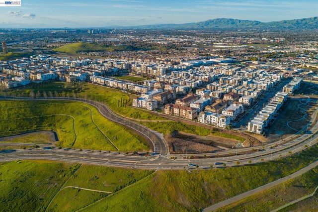 263 263 Llano De Los Robles Ave 1, San Jose, CA 95136