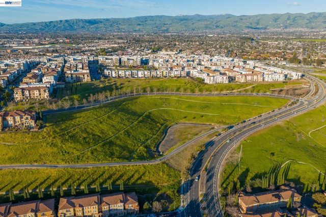 263 263 Llano De Los Robles Ave 1, San Jose, CA 95136