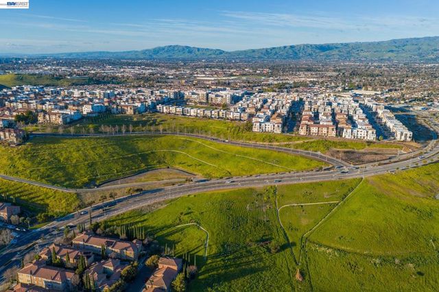 263 263 Llano De Los Robles Ave 1, San Jose, CA 95136