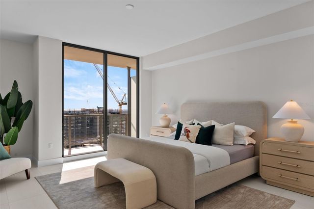 275 1ST AVENUE S 3205, St Petersburg, FL 33701