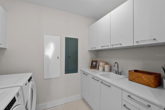 275 1ST AVENUE S 3205, St Petersburg, FL 33701