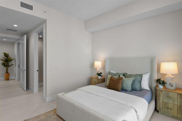 275 1ST AVENUE S 3205, St Petersburg, FL 33701