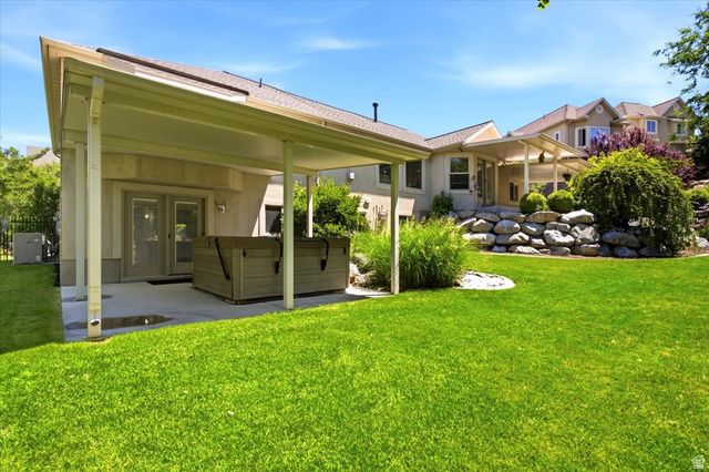 1561 E LAKEVIEW WAY, Ogden, UT 84403