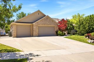 1561 E LAKEVIEW WAY, Ogden, UT 84403