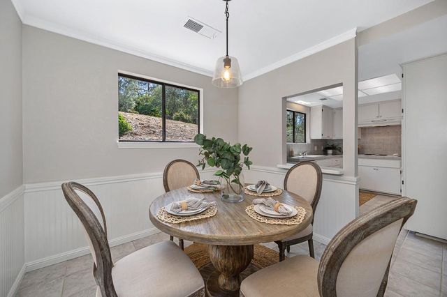 4390 Hillwood Dr, Shingle Springs, CA 95682