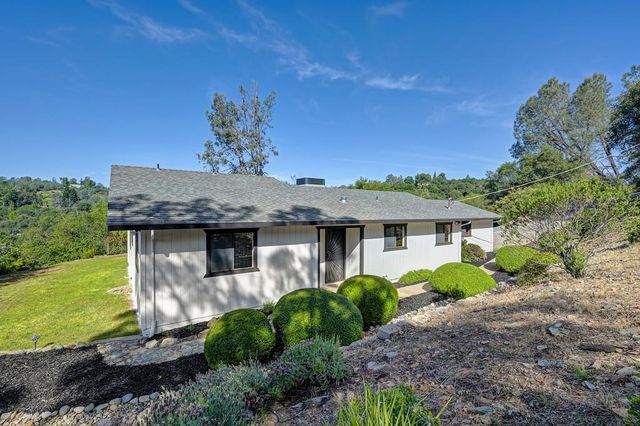 4390 Hillwood Dr, Shingle Springs, CA 95682