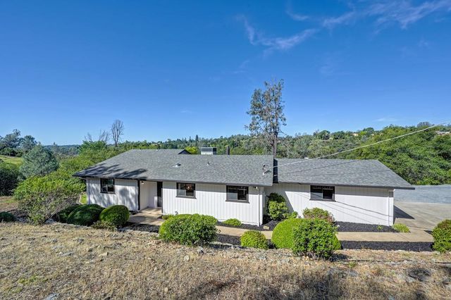 4390 Hillwood Dr, Shingle Springs, CA 95682
