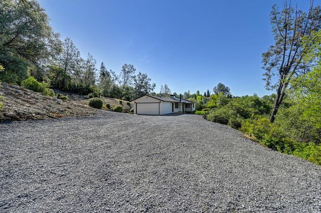 4390 Hillwood Dr, Shingle Springs, CA 95682