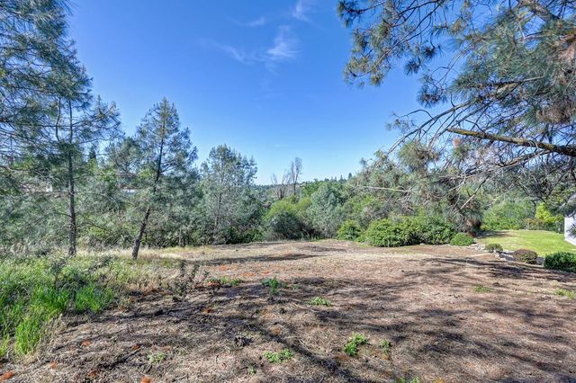 4390 Hillwood Dr, Shingle Springs, CA 95682