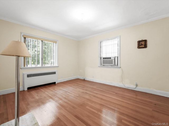 3533 171st Street, Flushing, NY 11358