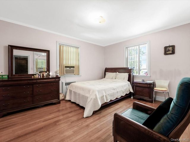 3533 171st Street, Flushing, NY 11358