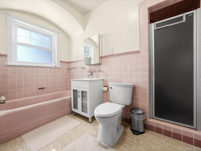3533 171st Street, Flushing, NY 11358