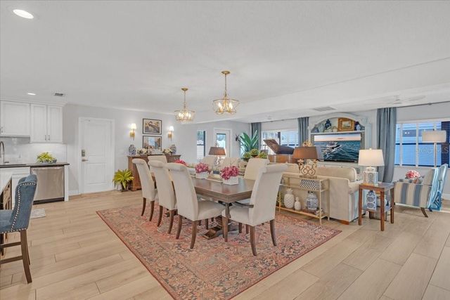 6870 13TH AVENUE N, St Petersburg, FL 33710