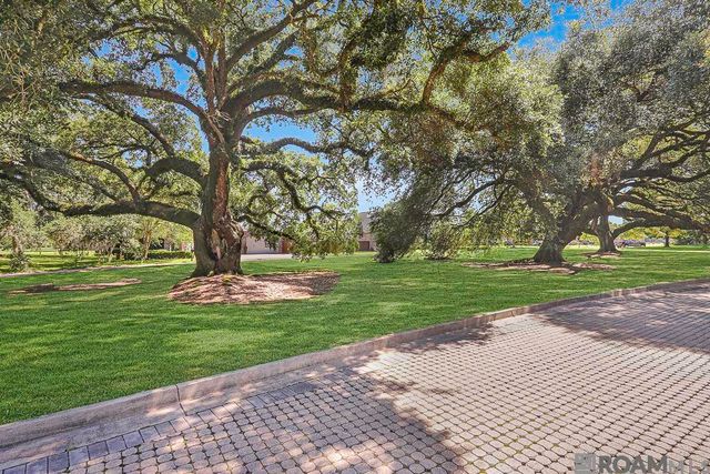 36448 Lake Bend Ave, Prairieville, LA 70769