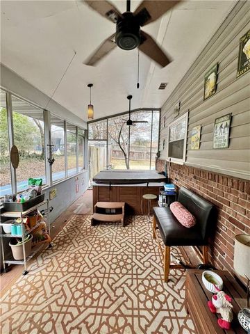 264 Pamela NW Street, Marietta, GA 30064