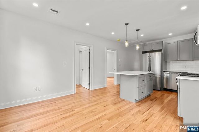 43 Franklin Avenue 2, Midland Park, NJ 07432