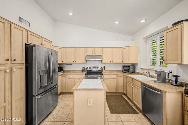 17418 N FAIRWAY Drive, Surprise, AZ 85374