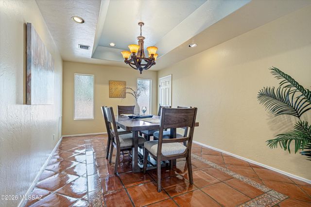 95 N Camino Espanol, Tucson, AZ 85716