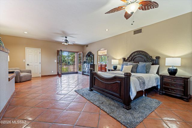 95 N Camino Espanol, Tucson, AZ 85716