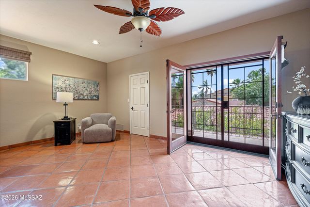95 N Camino Espanol, Tucson, AZ 85716
