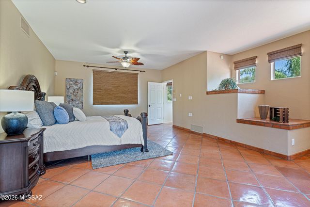 95 N Camino Espanol, Tucson, AZ 85716