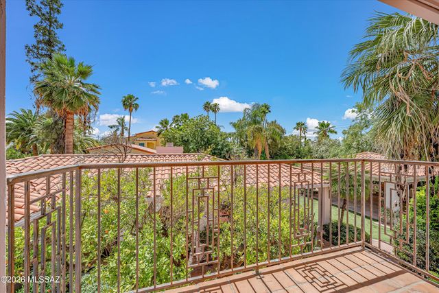 95 N Camino Espanol, Tucson, AZ 85716