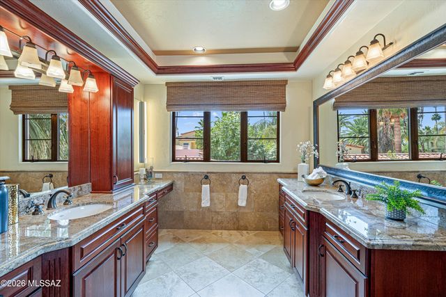 95 N Camino Espanol, Tucson, AZ 85716