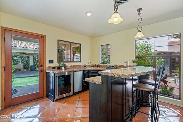 95 N Camino Espanol, Tucson, AZ 85716
