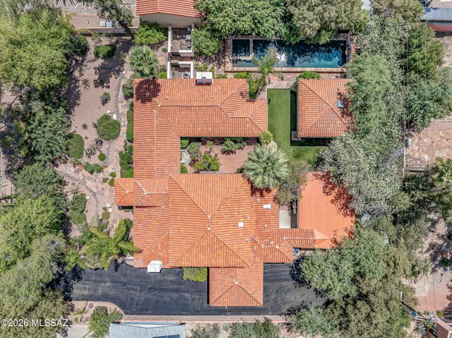 95 N Camino Espanol, Tucson, AZ 85716