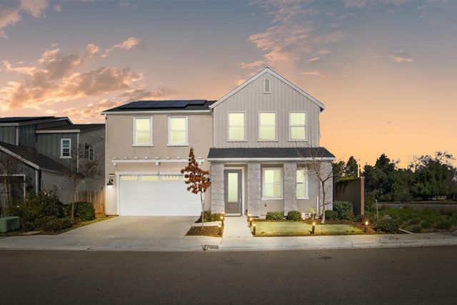 7008 W Whitman Avenue, Fresno, CA 93723