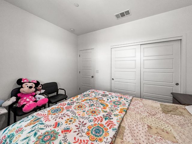 7008 W Whitman Avenue, Fresno, CA 93723