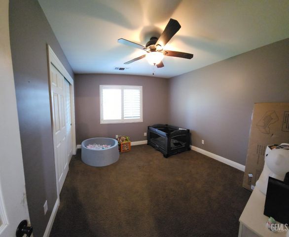 13627 Foyers Falls Drive, Bakersfield, CA 93314