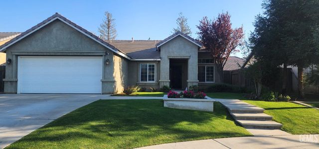 13627 Foyers Falls Drive, Bakersfield, CA 93314