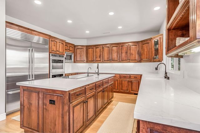 21998 Brighton Crest Drive, Friant, CA 93626