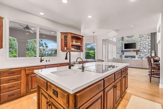 21998 Brighton Crest Drive, Friant, CA 93626