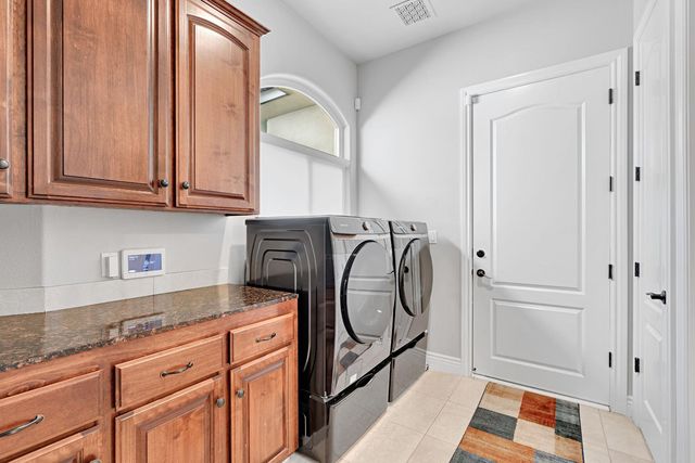 21998 Brighton Crest Drive, Friant, CA 93626