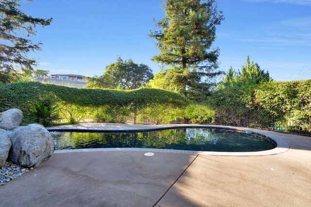 21998 Brighton Crest Drive, Friant, CA 93626