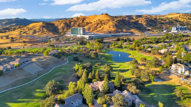 21998 Brighton Crest Drive, Friant, CA 93626